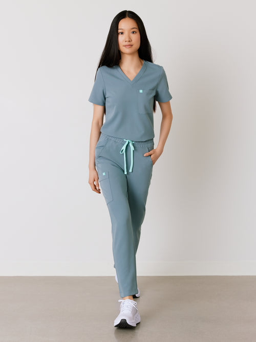 JULIETA RE-GARDE™ - GRIS OCÉAN - Straight Cut Scrub Pants - SILVADUR™||JULIETA RE-GARDE™ - GRIS OCÉAN - Pantalon Coupe Droite - SILVADUR™