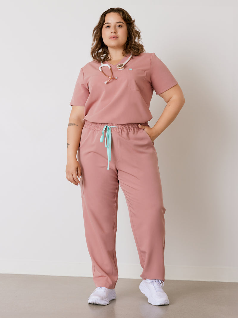 JULIETA RE-GARDE™ - BLUSH - Straight Cut Scrub Pants - SILVADUR™||JULIETA RE-GARDE™ - BLUSH - Pantalon Coupe Droite - SILVADUR™