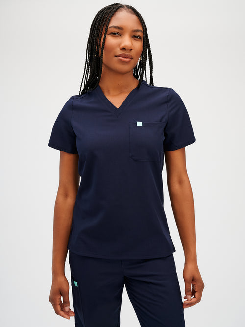 GABRIELLE RE-GARDE™ - BLEU MYSTIQUE - One Pocket Scrub Top - FINAL SALE||GABRIELLE RE-GARDE™ - BLEU MYSTIQUE - Haut Une Poche - VENTE FINALE