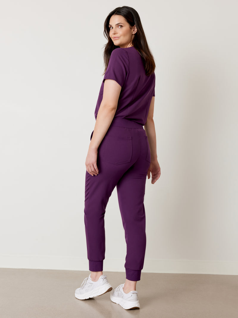 DEMI RE-GARDE™ - AUBERGINE - Jogger Scrub Pants - SILVADUR™|| DEMI RE-GARDE™ - AUBERGINE - Pantalon Jogger - SILVADUR™