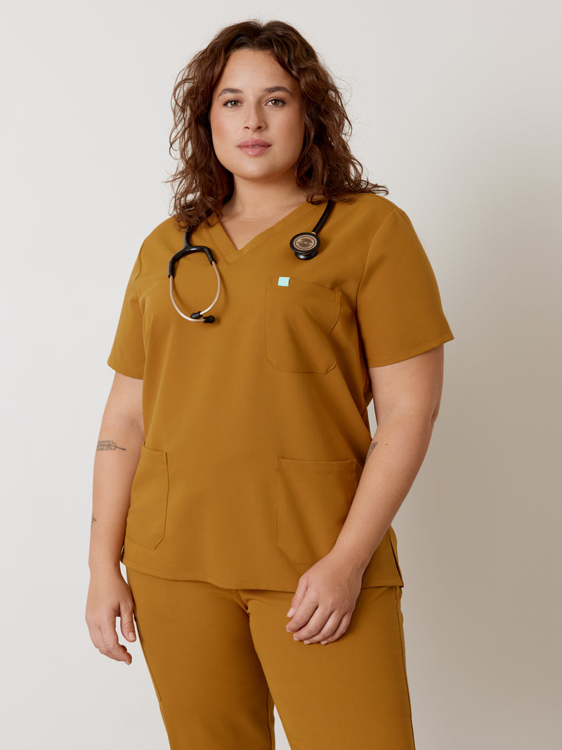 CHLOE RE-GARDE™ - BRONZE - Three Pockets Scrub Top - SILVADUR™||CHLOE RE-GARDE™ - BRONZE - Haut Trois Poches - SILVADUR™