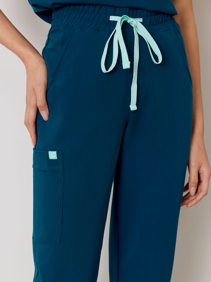 JULIETA RE-GARDE™ - BLEU OPALE - Straight Cut Scrub Pants - SILVADUR™||JULIETA RE-GARDE™ - BLEU OPALE - Pantalon Coupe Droite - SILVADUR™