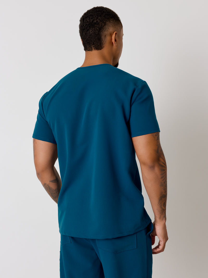 LOGAN RE-GARDE™ - BLEU OPALE - One Pocket Men's Scrub Top - SILVADUR™||LOGAN RE-GARDE™ - BLEU OPALE - Haut Une Poche - SILVADUR™