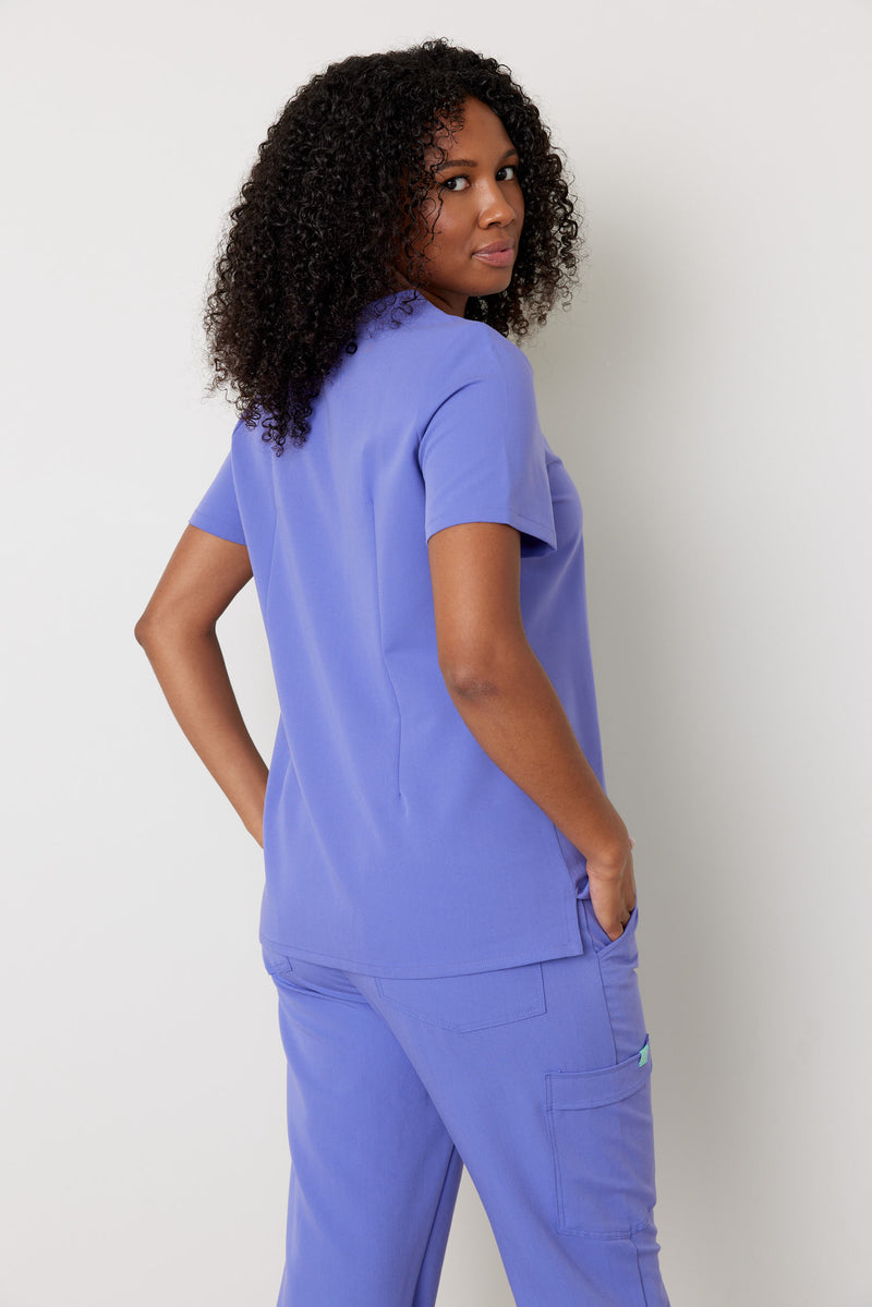 GABRIELLE RE-GARDE™ - IRIS - One Pocket Scrub Top - SILVADUR™||GABRIELLE RE-GARDE™ - IRIS - Haut Une Poche - SILVADUR™