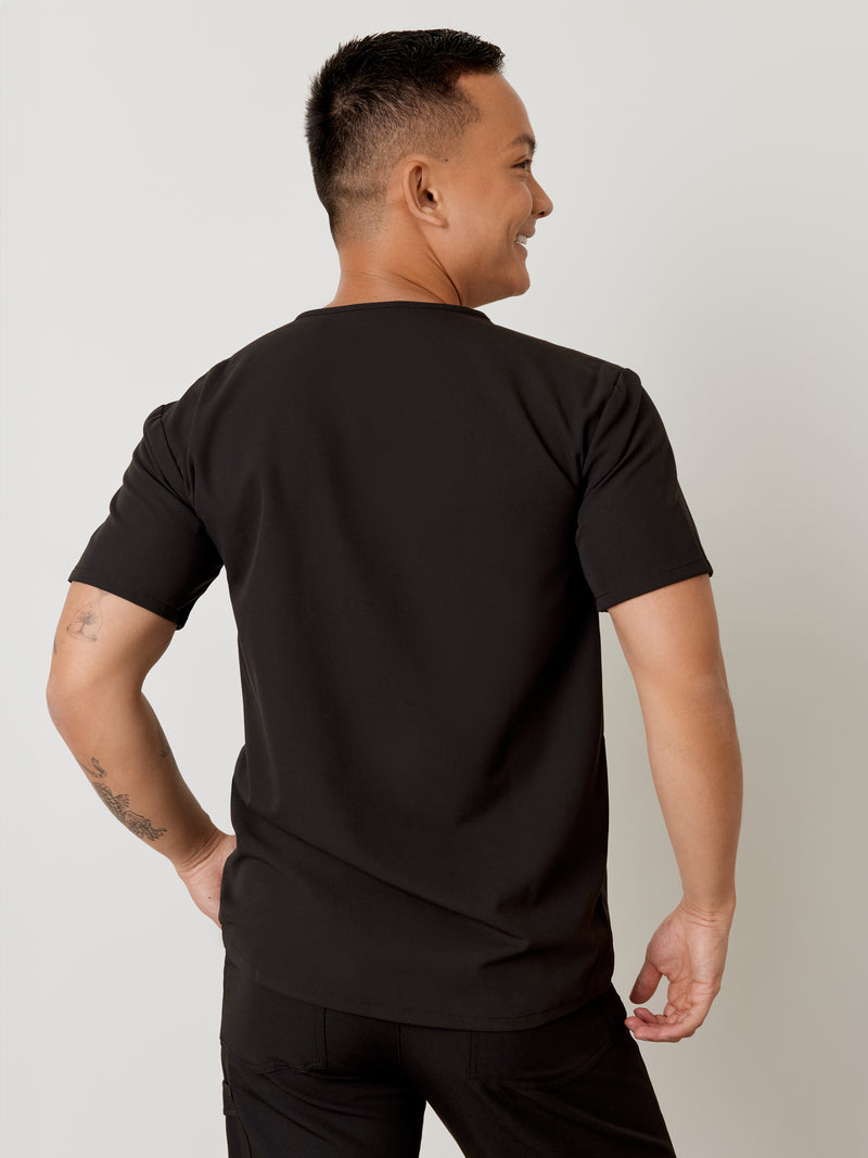 LOGAN RE-GARDE™ - NOIR - One Pocket Men's Scrub Top||LOGAN RE-GARDE™ - NOIR- Haut Une Poche