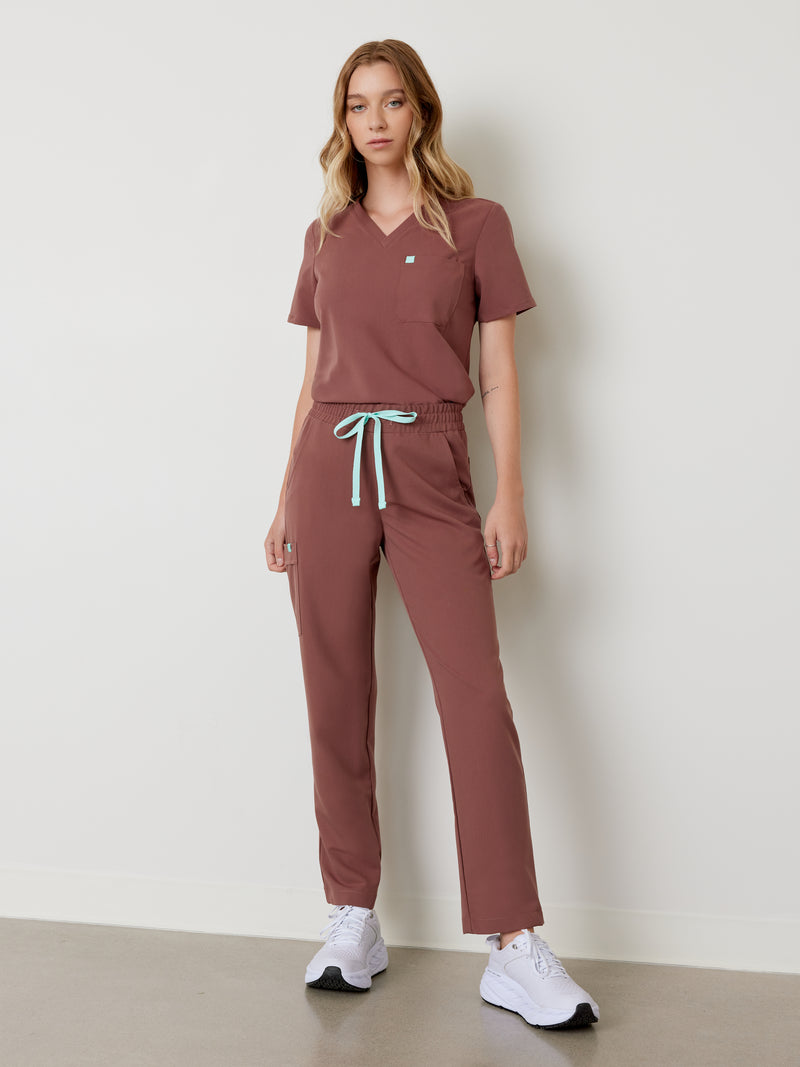 JULIETA RE-GARDE™ - MARRON - Straight Cut Scrub Pants - SILVADUR™||JULIETA RE-GARDE™ - MARRON - Pantalon Coupe Droite - SILVADUR™