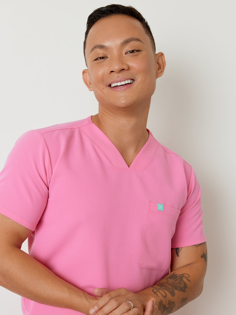 LOGAN RE-GARDE™ - ROSE BULLE - One Pocket Men's Scrub Top - SILVADUR™||LOGAN RE-GARDE™ - ROSE BULLE- Haut Une Poche - SILVADUR™