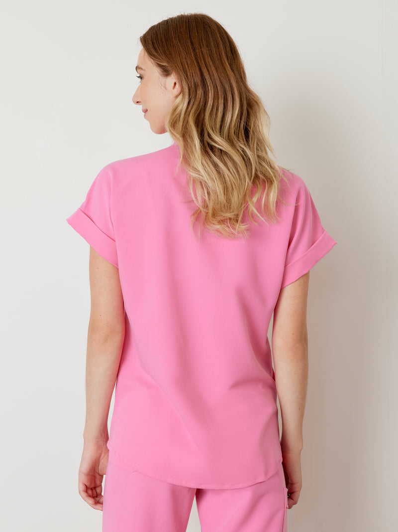 CHARLIE RE-GARDE™ - ROSE BULLE - Mandarine Collar Scrub Top - SILVADUR™||CHARLIE RE-GARDE™ - ROSE BULLE - Haut Col Mao - SILVADUR™