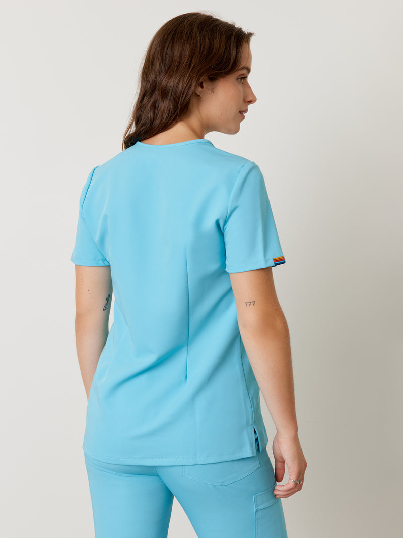 GABRIELLE RE-GARDE™ - RETRO BLEU - One Pocket Scrub Top||GABRIELLE RE-GARDE™ - RETRO BLEU - Haut Une Poche