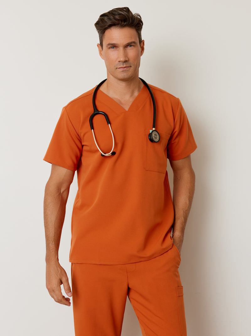 LOGAN RE-GARDE™ - ROUILLE - One Pocket Men's Scrub Top - SILVADUR™||LOGAN RE-GARDE™ - ROUILLE- Haut Une Poche - SILVADUR™