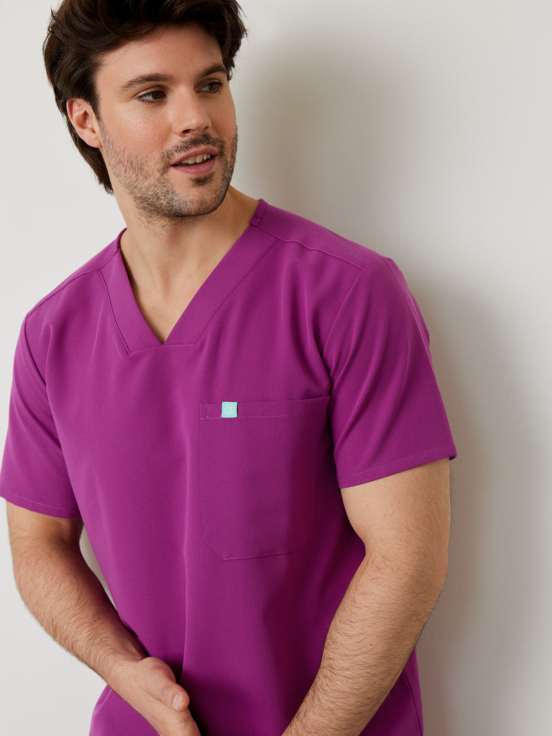 LOGAN RE-GARDE™ - POURPRE - One Pocket Men's Scrub Top - SILVADUR™||LOGAN RE-GARDE™ - POURPRE- Haut Une Poche - SILVADUR™